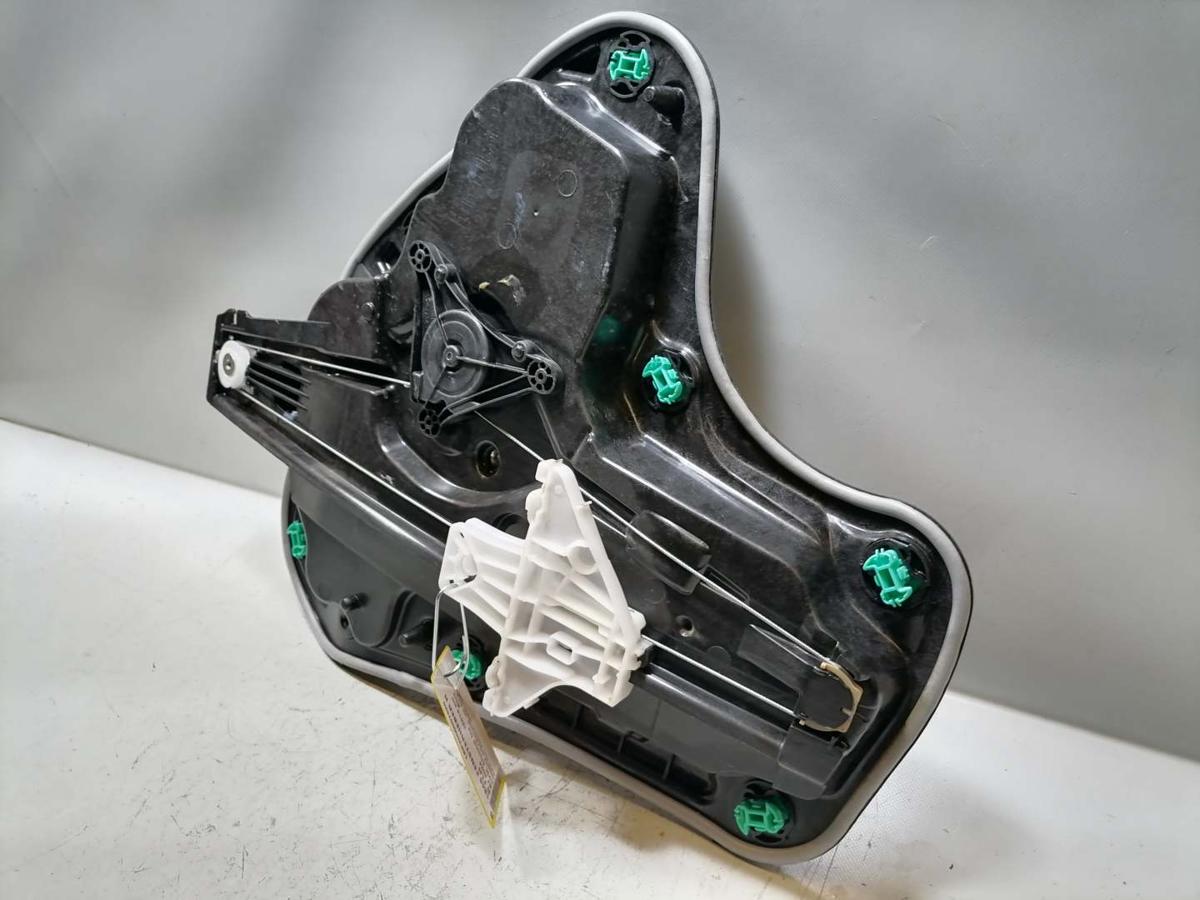 VW Golf 8 original Fensterheber hinten rechts Flie&szlig;heck Bj.2024